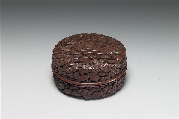 剔紅山茶圓盒