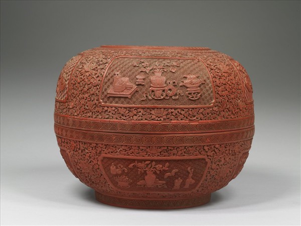 剔紅種菊圖捧盒