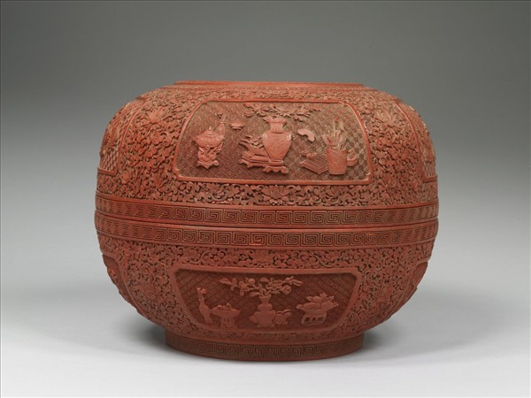 剔紅種菊圖捧盒