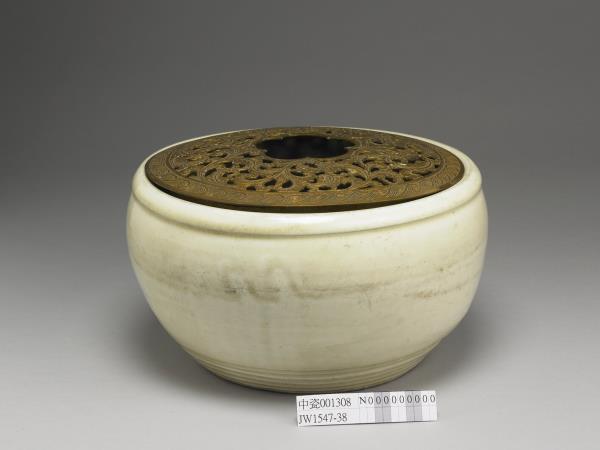 德化窯弦紋小缸