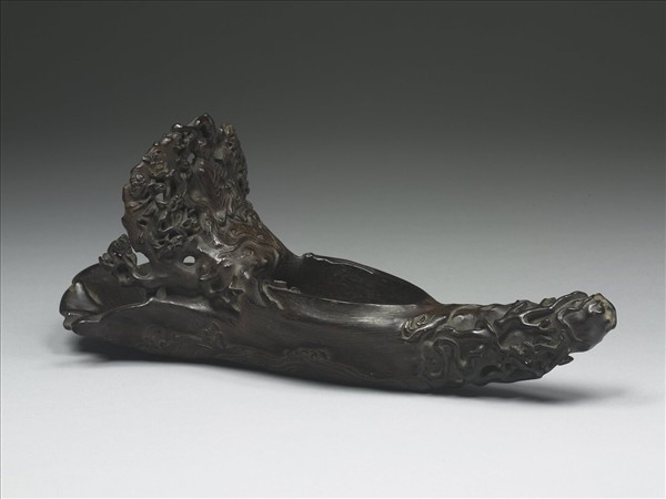 犀角雕人物乘槎