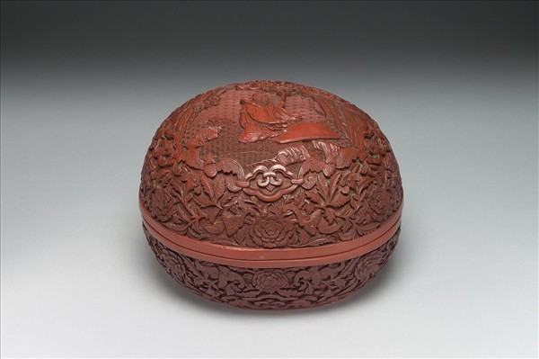 剔紅八仙人物桃式盒（張果老）