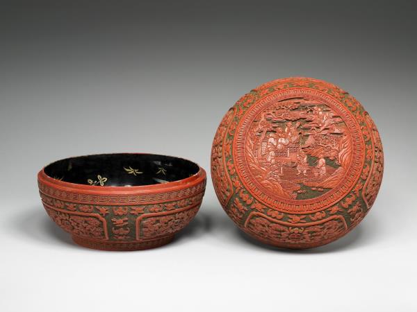 剔彩八仙慶壽捧盒