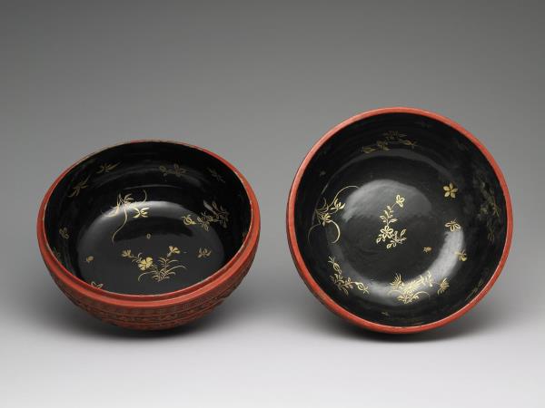 剔彩八仙慶壽捧盒