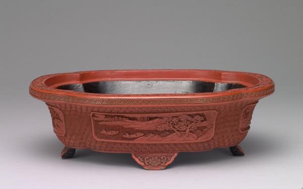 剔紅山水人物圖海棠式花盆