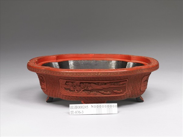 剔紅山水人物圖海棠式花盆