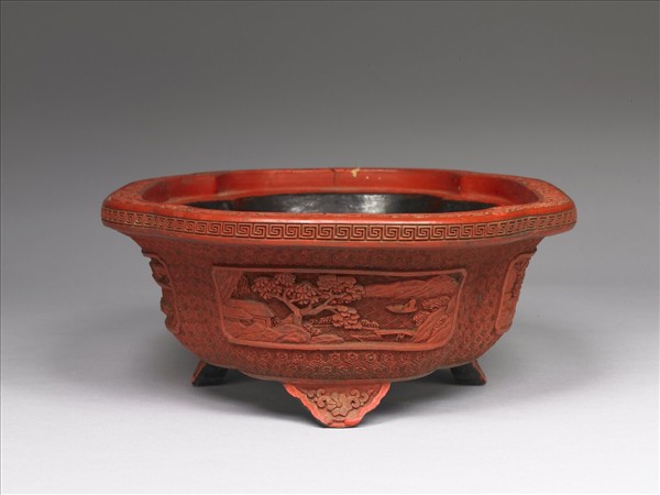 剔紅山水人物圖海棠式花盆