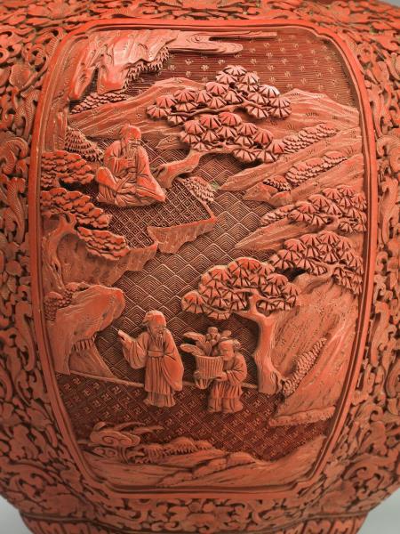 山水人物圖海棠式瓶