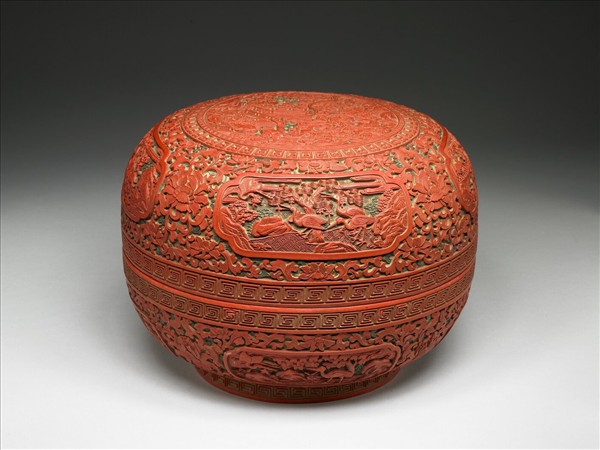 剔彩群仙獻壽圖捧盒