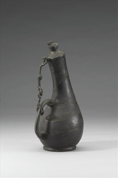 蟠虺紋瓠形壺