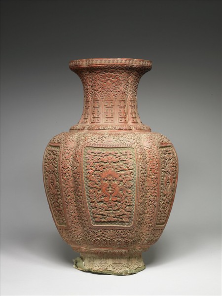 剔紅吉慶有餘大瓶