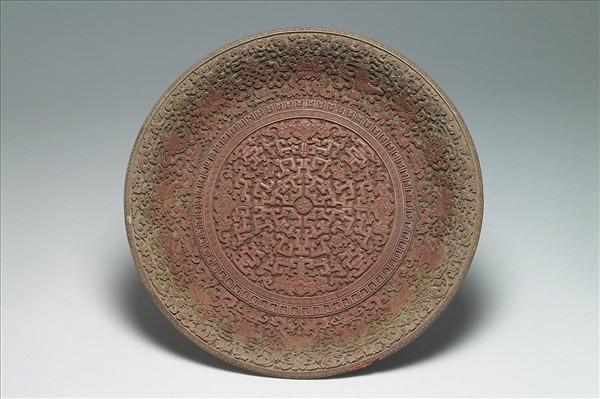 剔紅八吉祥圓盤