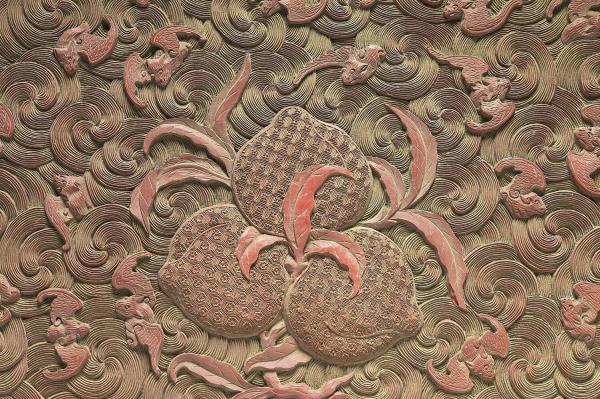 剔紅福壽雲紋盤