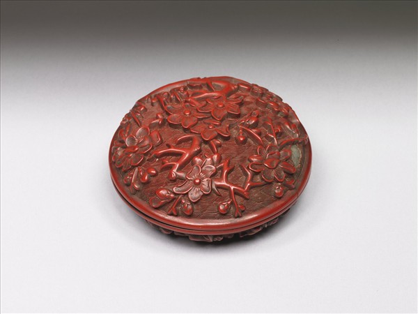 剔紅梅花圓盒