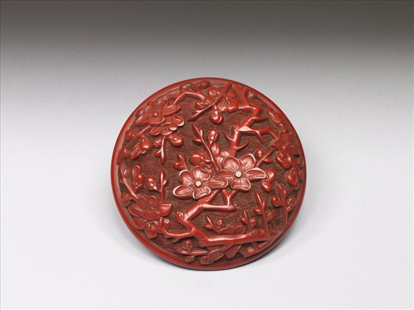 剔紅梅花圓盒