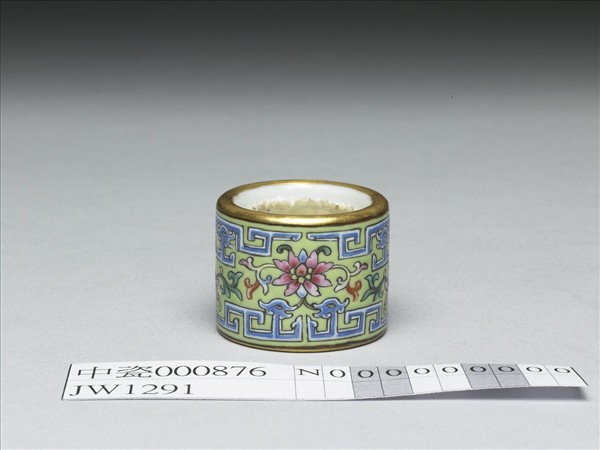 粉彩花卉紋扳指