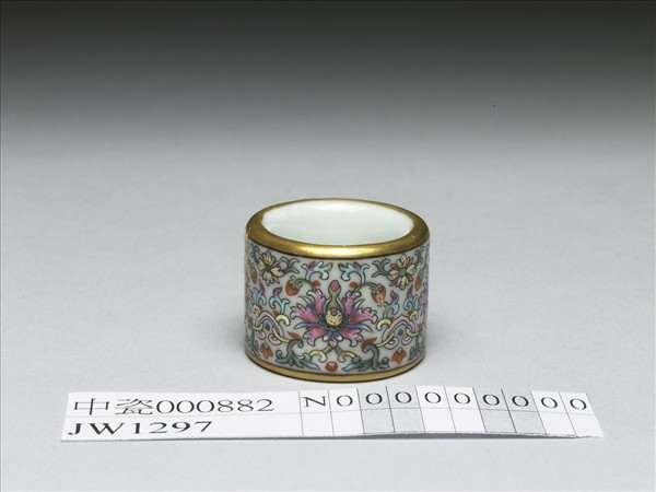 粉彩花卉紋扳指