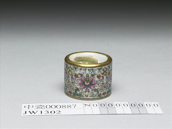 粉彩花卉紋扳指