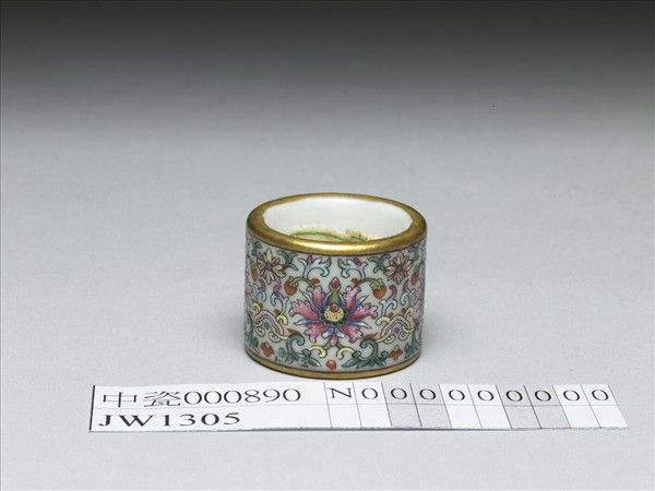 粉彩花卉紋扳指