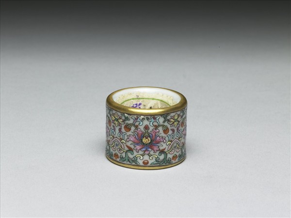 粉彩花卉紋扳指