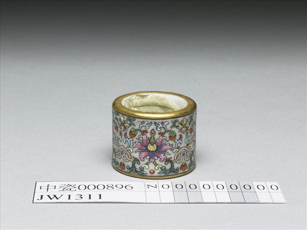 粉彩花卉紋扳指