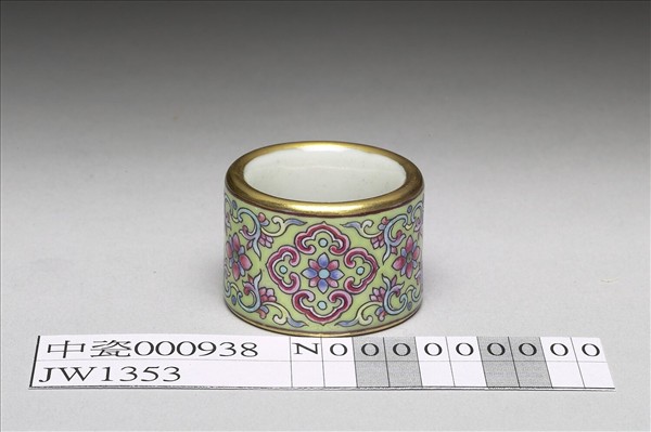 粉彩花卉紋扳指