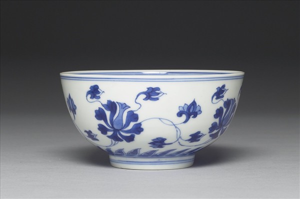 青花碗