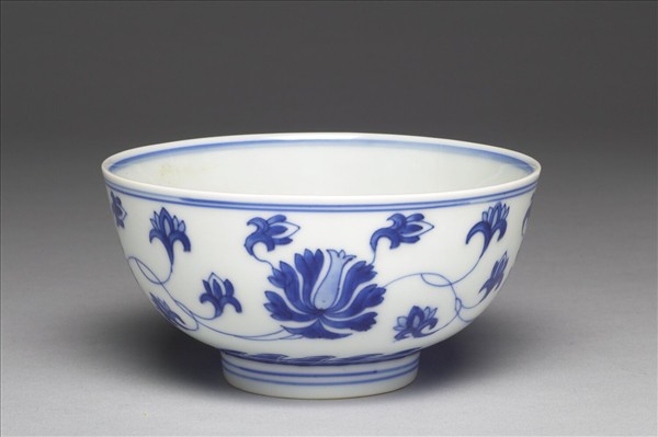 青花碗