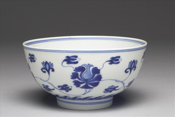 青花碗