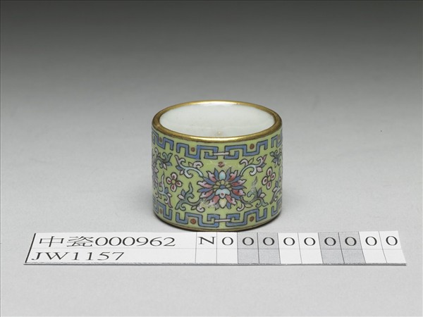 粉彩花卉紋扳指