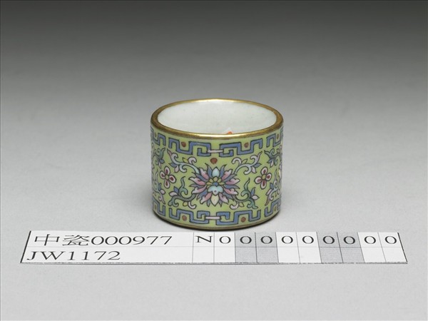 粉彩花卉紋扳指