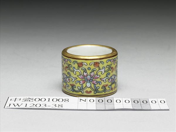 粉彩花卉紋扳指