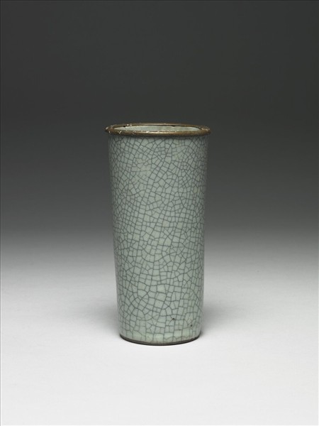 青瓷筆筒
