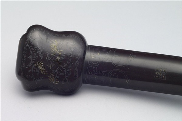 褐漆嵌金銀福壽如意