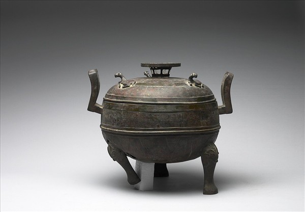 獸帶紋鼎