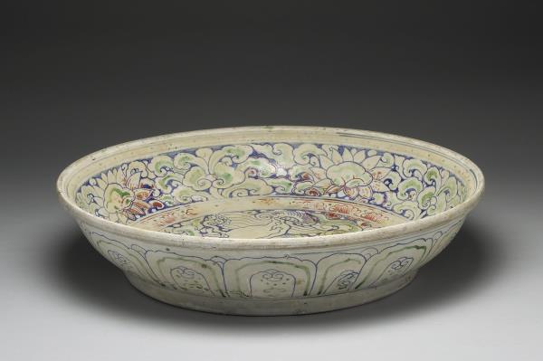 越南 青花加彩獅戲大盤