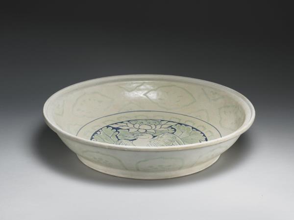 越南青花加彩花鳥大盤