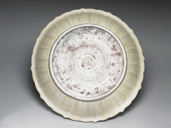 越南 青花加彩山水大盤