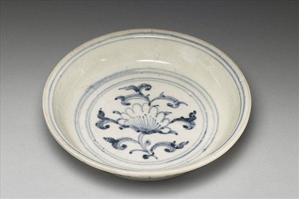 越南青花花卉盤