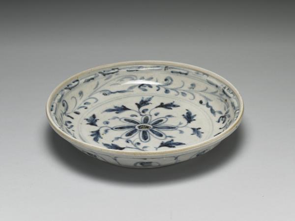 越南青花花卉盤