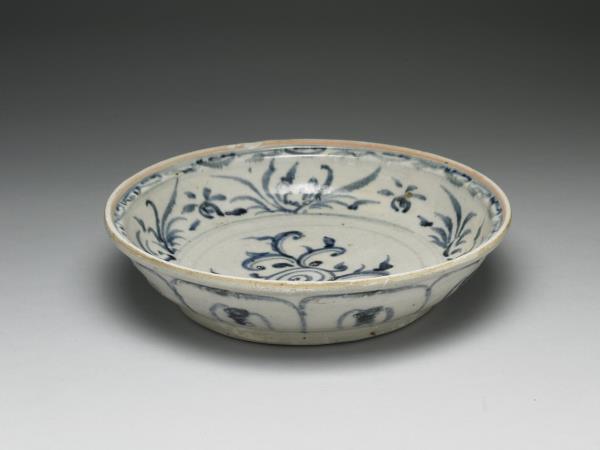 越南青花花卉盤