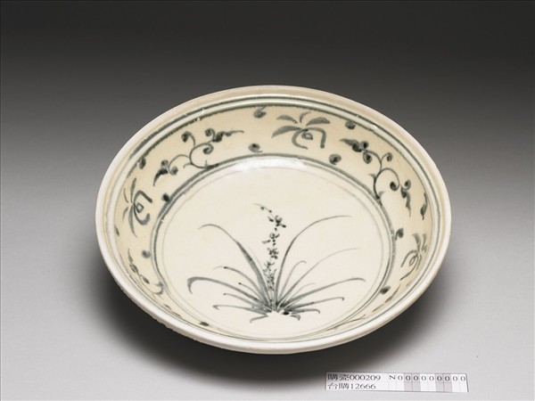 越南青花花卉盤