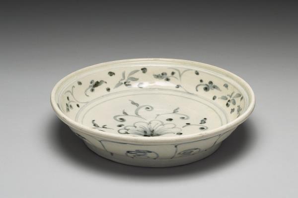 越南青花花卉盤