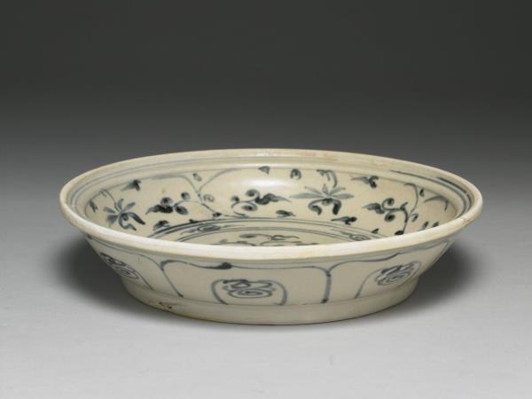 越南青花花卉盤