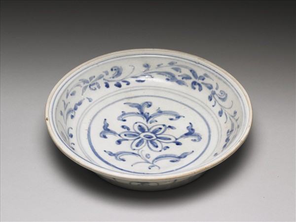 越南青花花卉盤