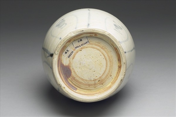 越南青花花鳥玉壺春瓶