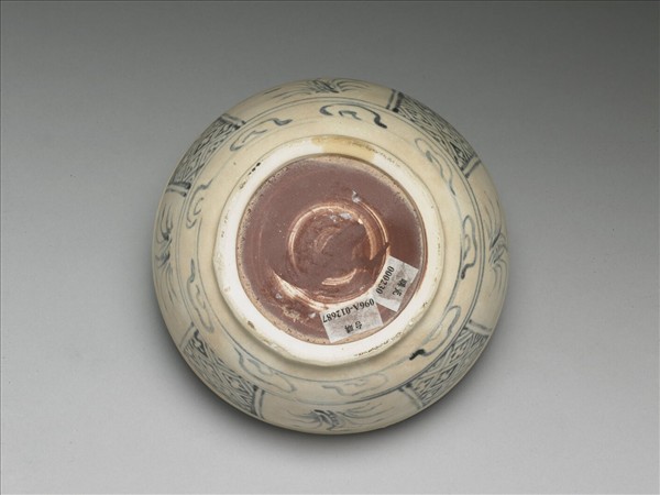 越南青花花卉盒