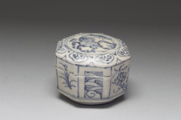 越南 青花躍馬圖八方小盒