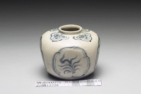 越南青花圖案雲紋小方罐