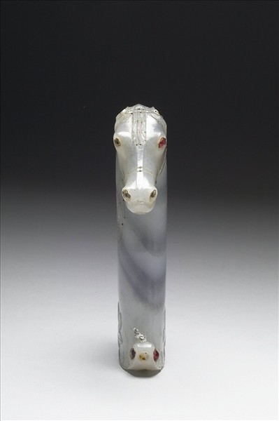 玉帶鑲嵌短劍柄